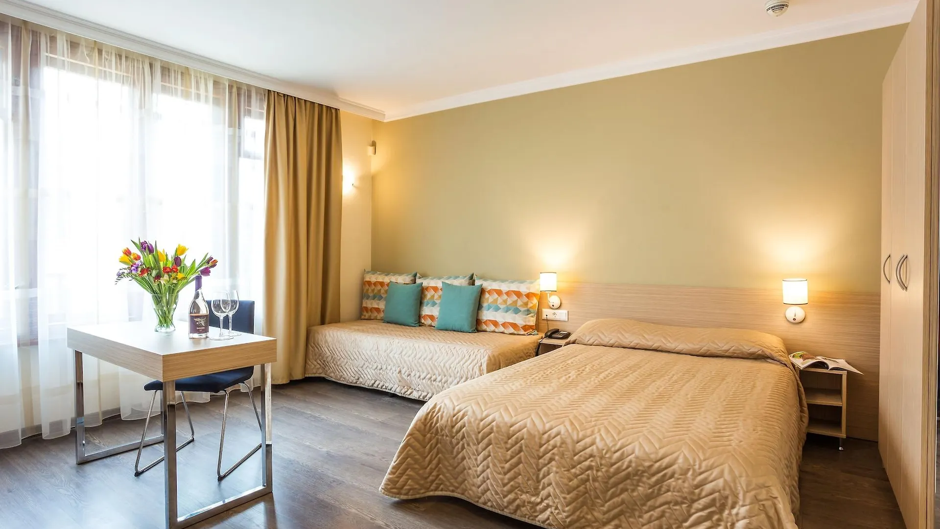 ****  Geneva Hotel Szófia Bulgária