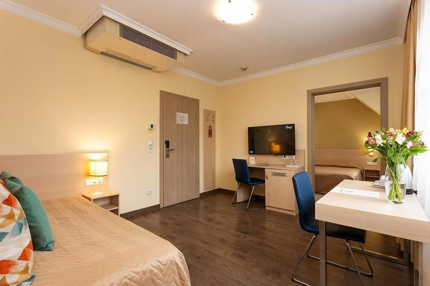 Geneva Hotel Szófia 4*,
