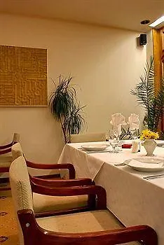 Geneva Hotel Szófia 4*,